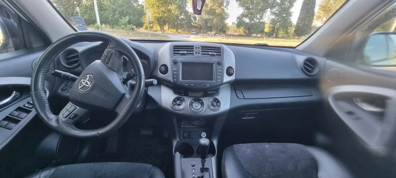 Toyota Rav4, снимка 13 - Автомобили и джипове - 46509616