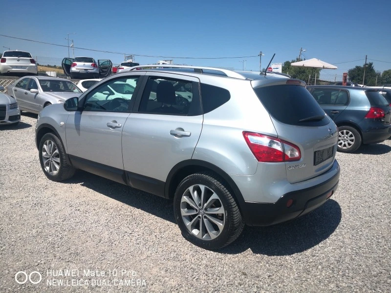 Nissan Qashqai 2.0DIESEL 4x4  AUTOMAT, снимка 5 - Автомобили и джипове - 46759460