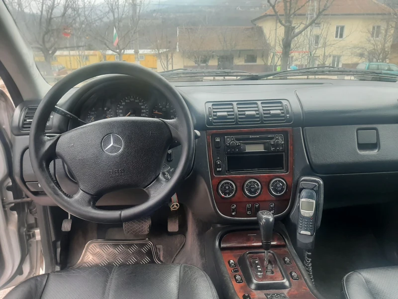 Mercedes-Benz ML 270 2.7 CDI FEIS KOJA KLIMATRON 4x4, снимка 10 - Автомобили и джипове - 48949849