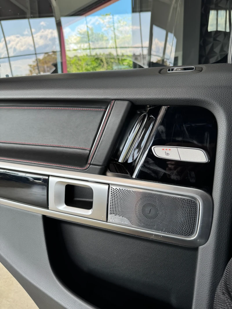 Mercedes-Benz G 500 4 MATIC * AMG * FULL Екстри * BURMESTER * , снимка 7 - Автомобили и джипове - 50369620