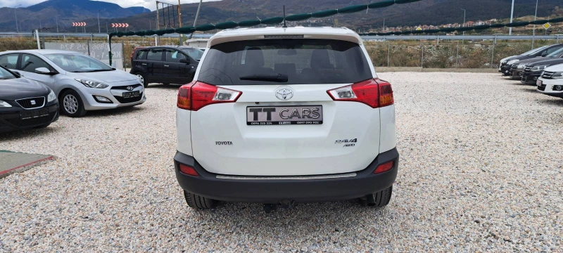 Toyota Rav4 2.2 D4D 150kc 4x4, снимка 6 - Автомобили и джипове - 52228403