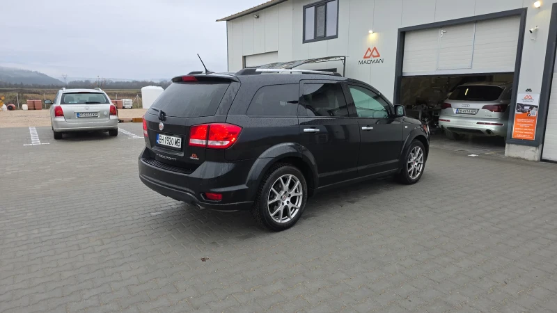 Fiat Freemont 2.0 MultiJet 170hp, снимка 3 - Автомобили и джипове - 52772210