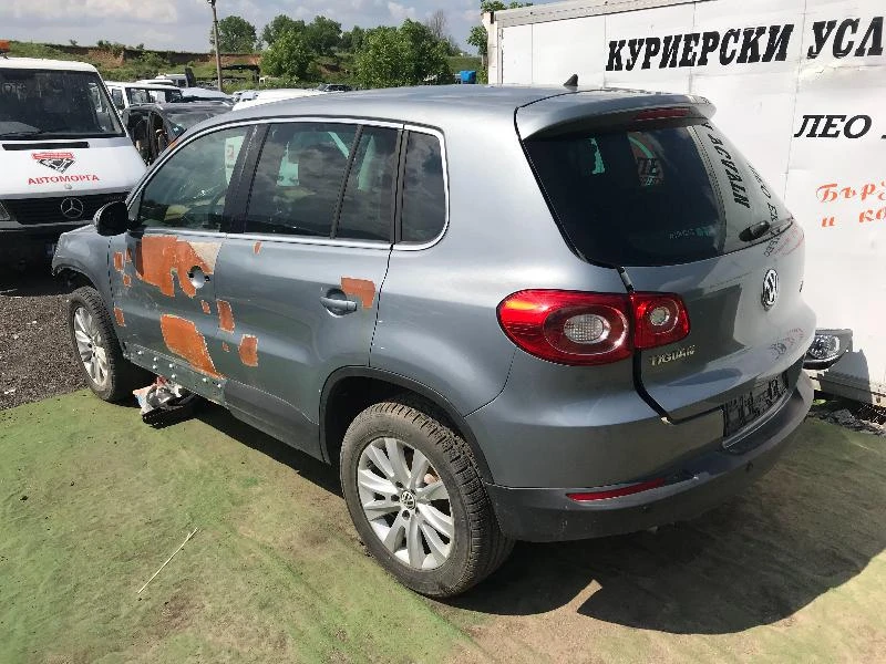 VW Tiguan Sport, снимка 2 - Автомобили и джипове - 21514799