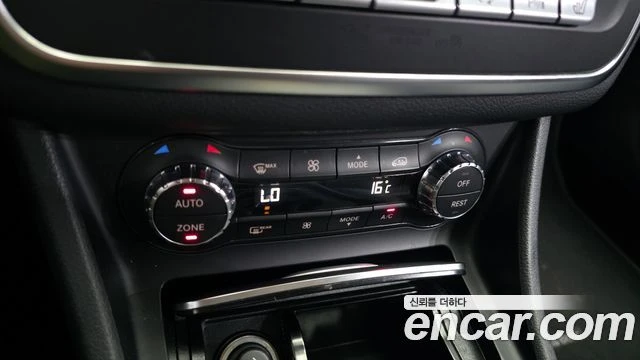 Mercedes-Benz GLA 220 КАМЕРА| ПОДГРЕВ| ПАМЕТ| АСИСТЕНТИ, снимка 11 - Автомобили и джипове - 55847017
