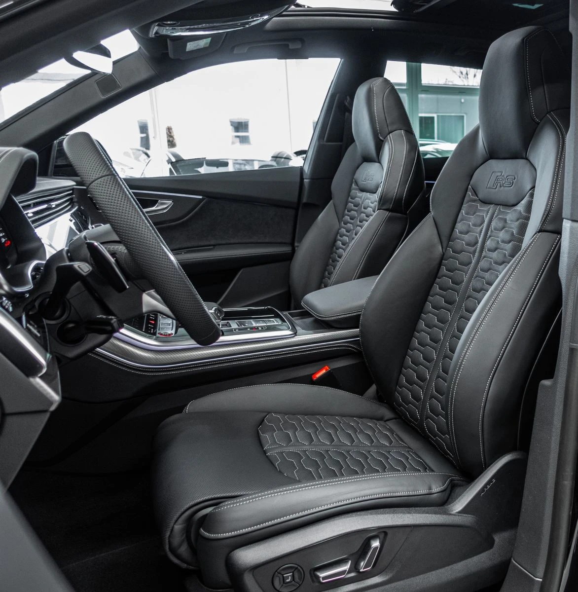 Audi RSQ8 !/600HP/RS/LIFT/MASSAGE/HUD/LASER/321vpr | Mobile.bg   11