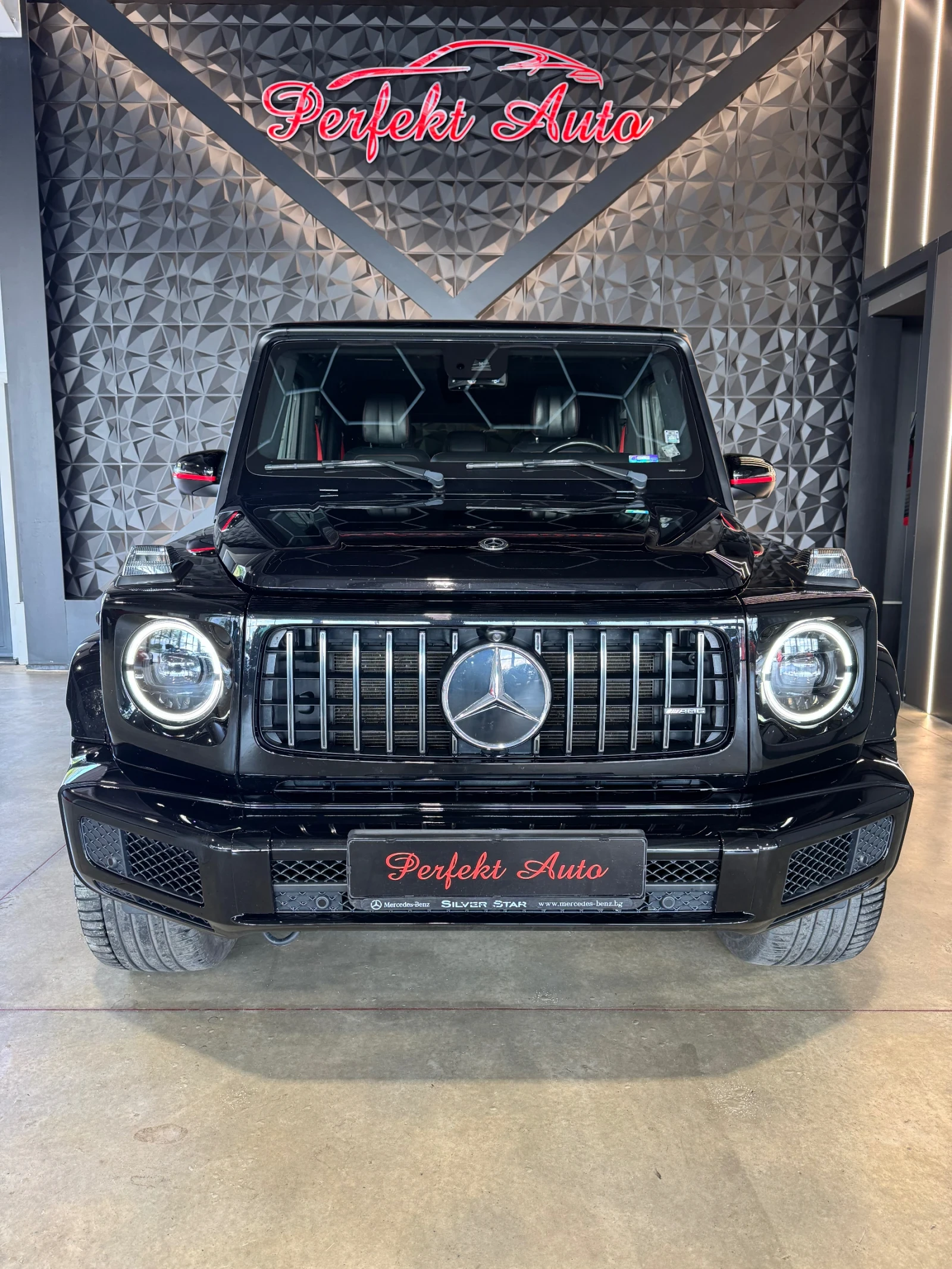 Mercedes-Benz G 500 4 MATIC * AMG * FULL Екстри * BURMESTER *  - изображение 2