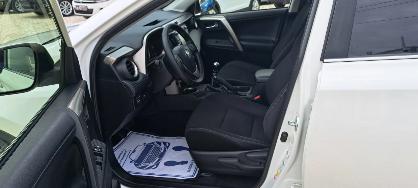 Toyota Rav4 2.2 D4D 150kc 4x4 - изображение 9