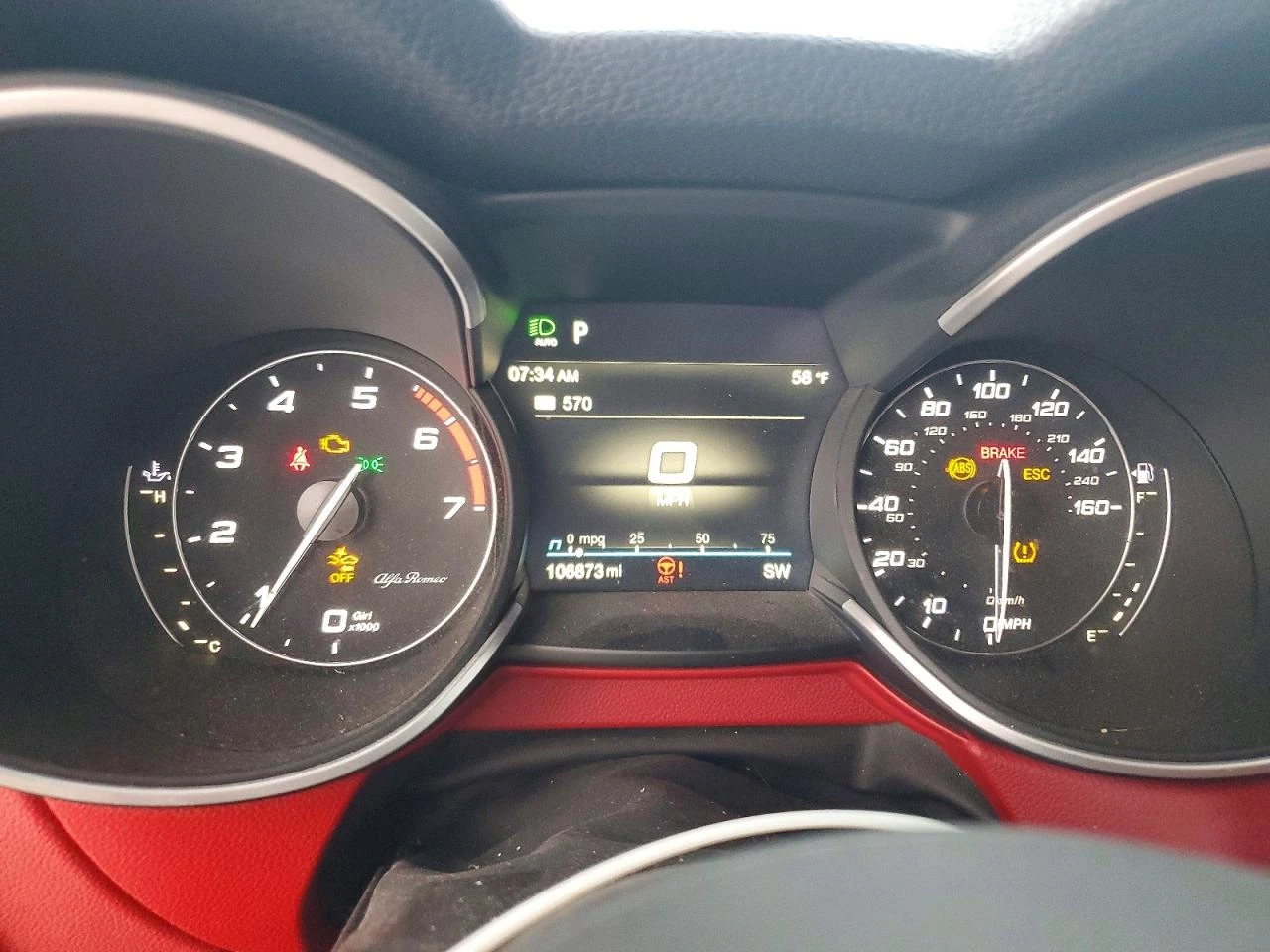 Alfa Romeo Stelvio KОЖА* CARPLAY* KAMEРА, снимка 9 - Автомобили и джипове - 53906637