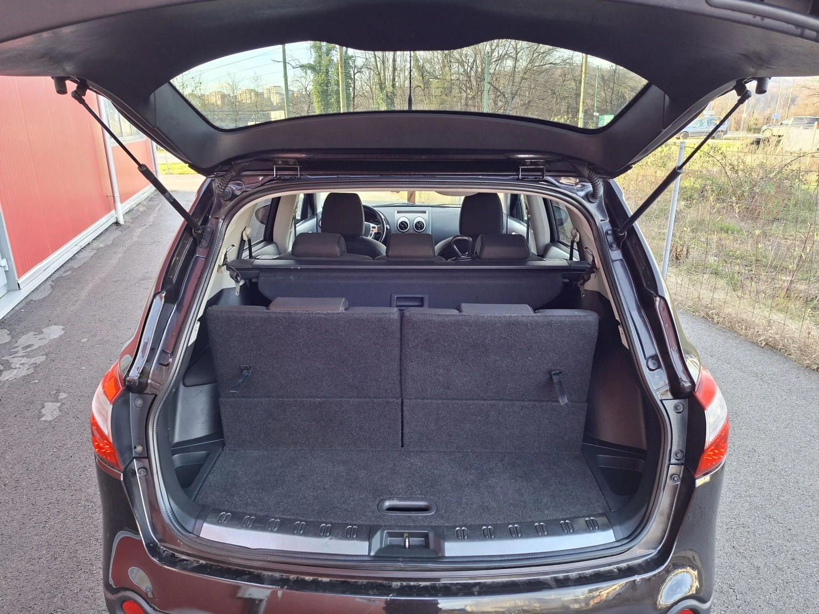 Nissan Qashqai 2.0 дизел, 4х4, автомат , 2+ , снимка 12 - Автомобили и джипове - 54024444