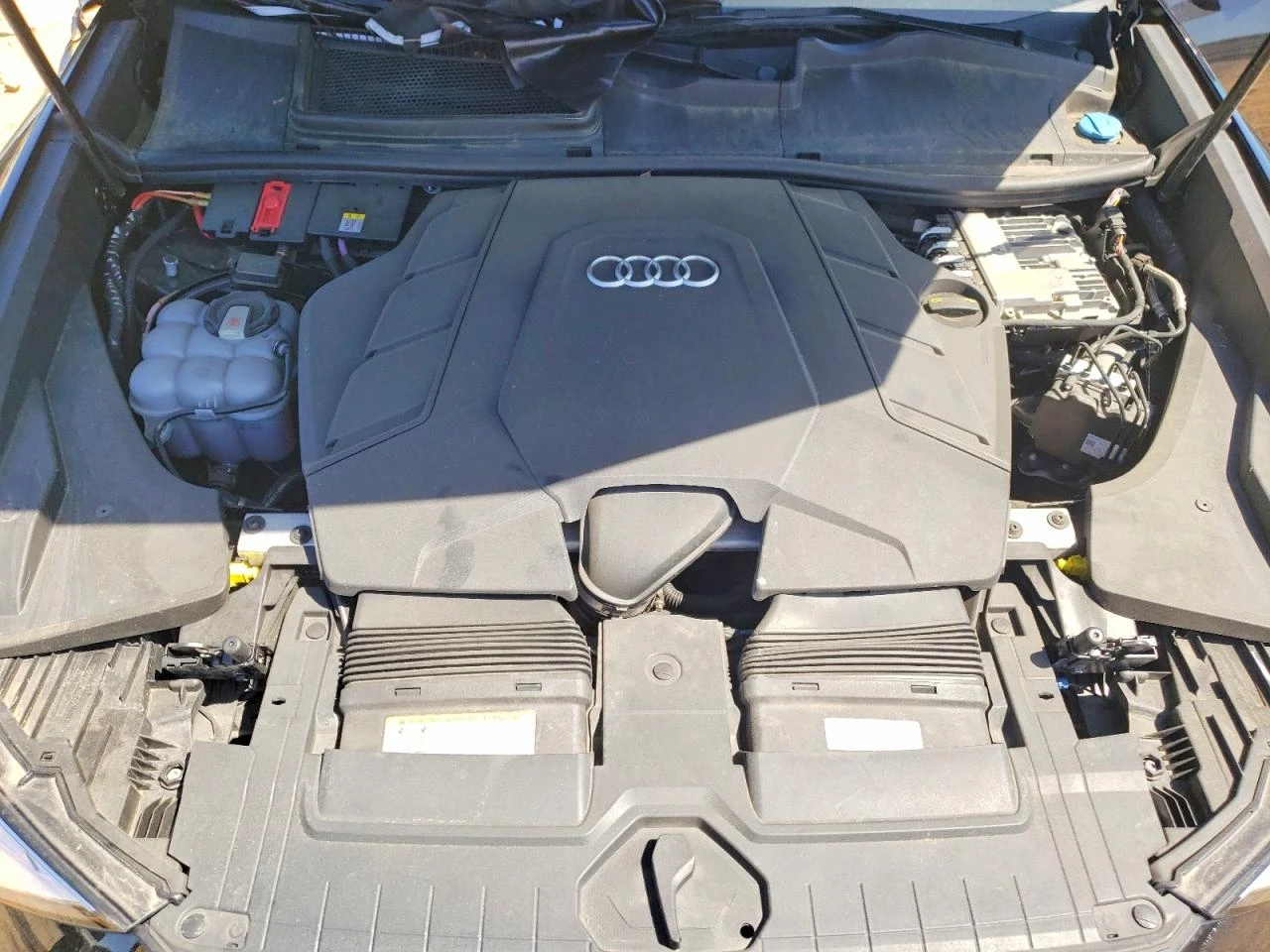 Audi Q8 PRESTIGE FULL, снимка 10 - Автомобили и джипове - 54997041