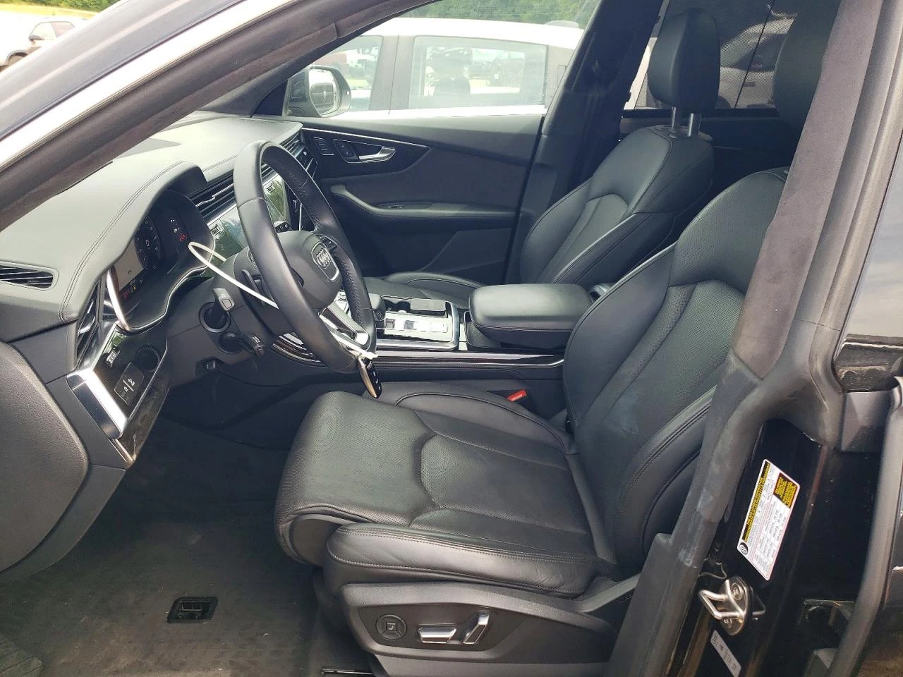 Audi Q8 PRESTIGE FULL, снимка 7 - Автомобили и джипове - 54997041