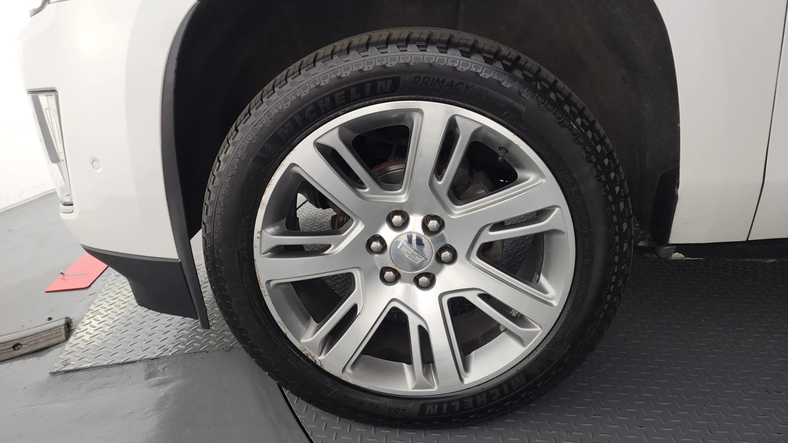 Cadillac Escalade 6.2* ЕЛ. БАГАЖНИК* 360* HUD* BLIND SPOT* КРАЙНА ЦЕ, снимка 5 - Автомобили и джипове - 55367064