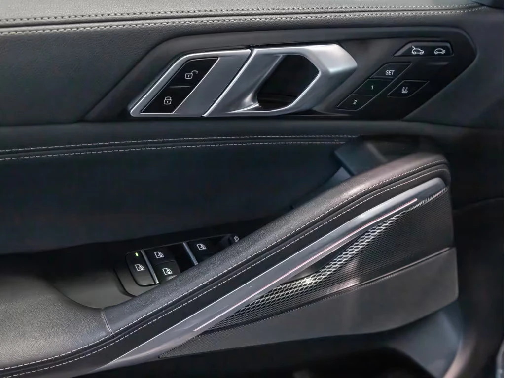 BMW X6 M50/530HP/LAZER/ACC/MEMO/CAM/753z, снимка 16 - Автомобили и джипове - 55662180