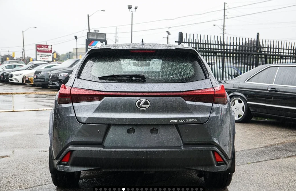 Lexus UX 250h ХИБРИД | 1 СОБСТВЕНИК | ОБДУХВАНЕ | 4Х4, снимка 3 - Автомобили и джипове - 56155286