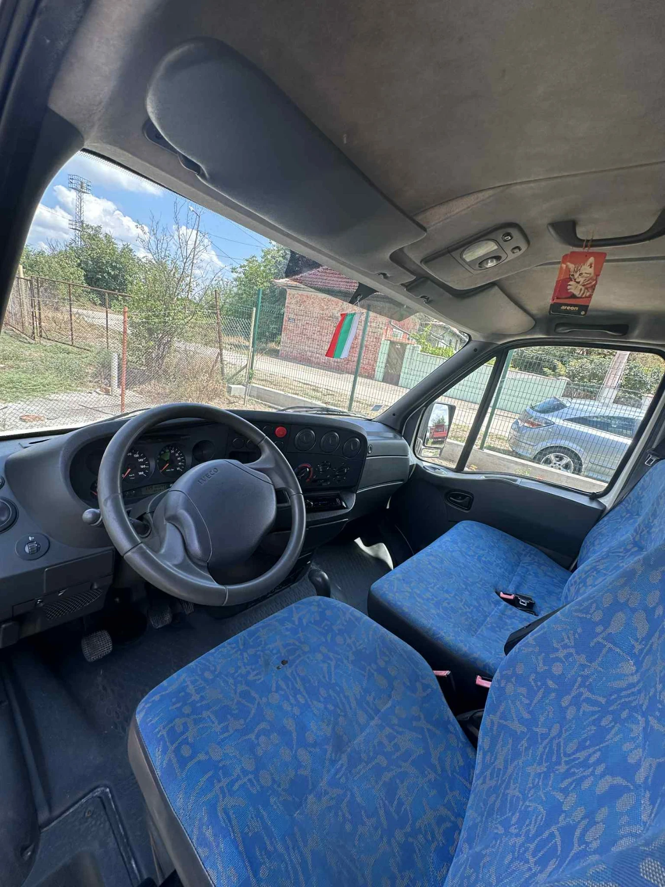 Iveco 35c11 Животновоз - изображение 7