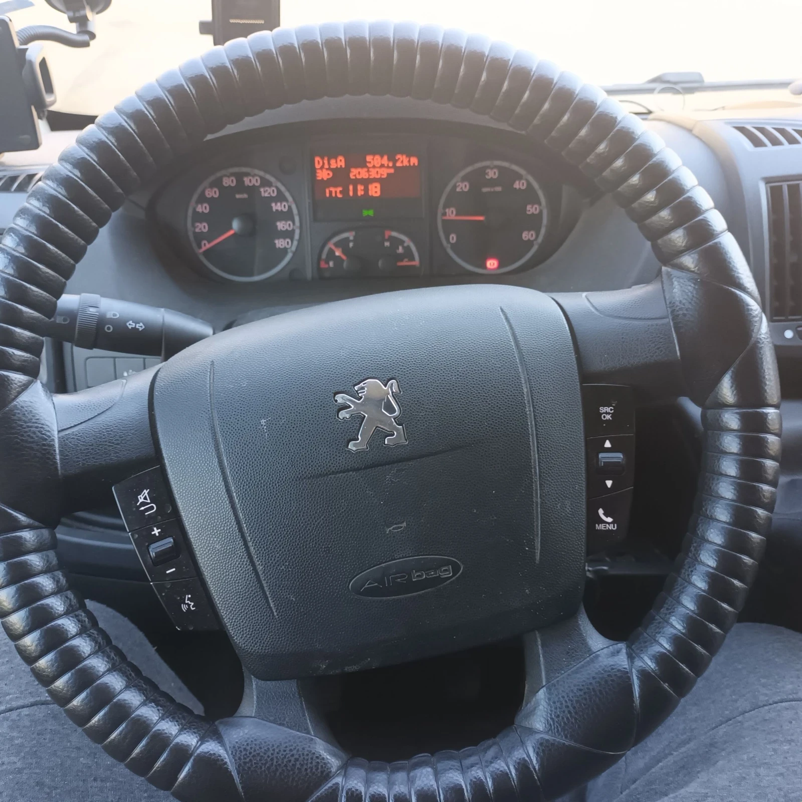 Peugeot Boxer, снимка 12 - Бусове и автобуси - 53706938