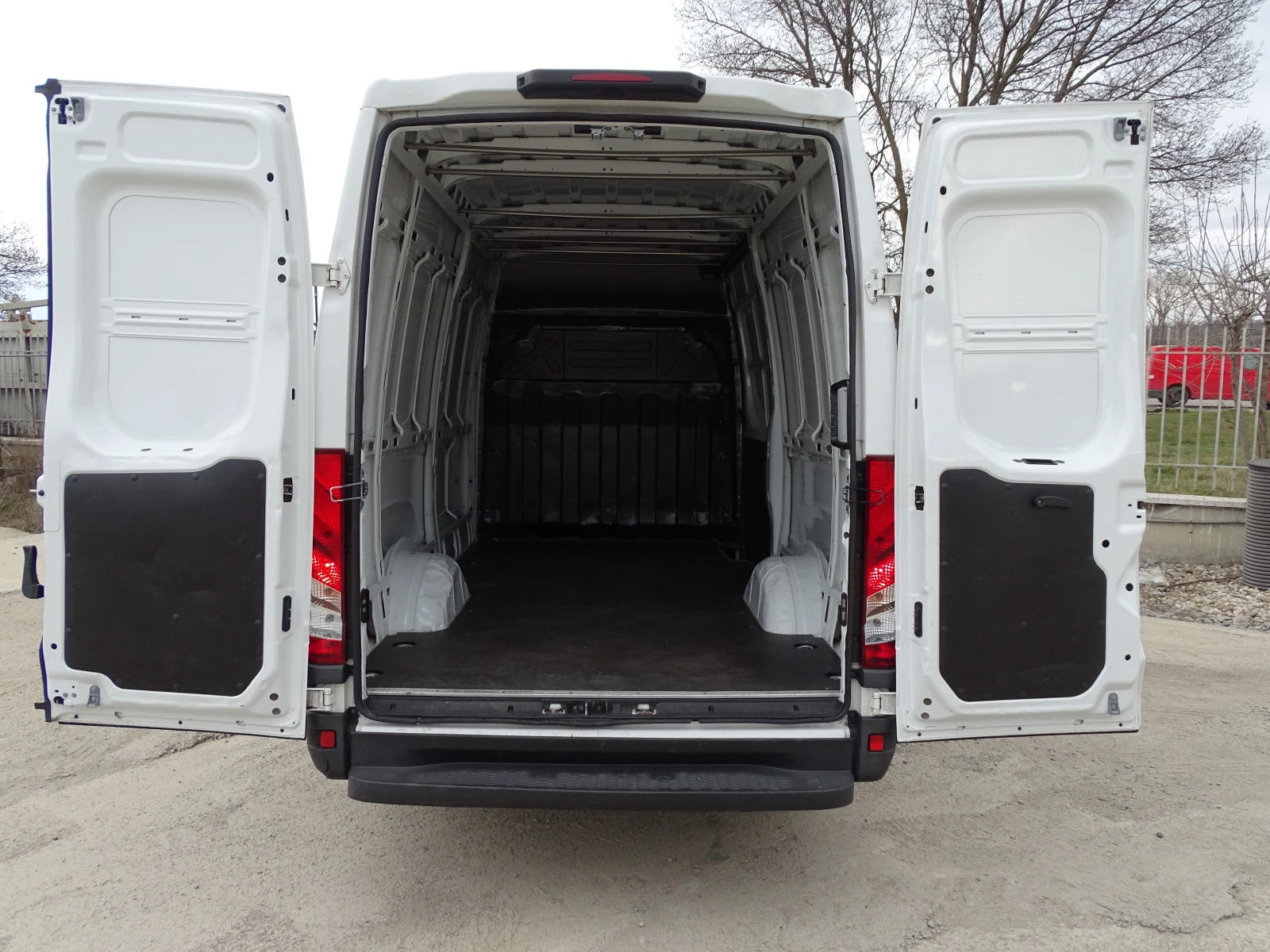 Iveco 35s16   * * * КЛИМАТИК* * * , снимка 7 - Бусове и автобуси - 53910554