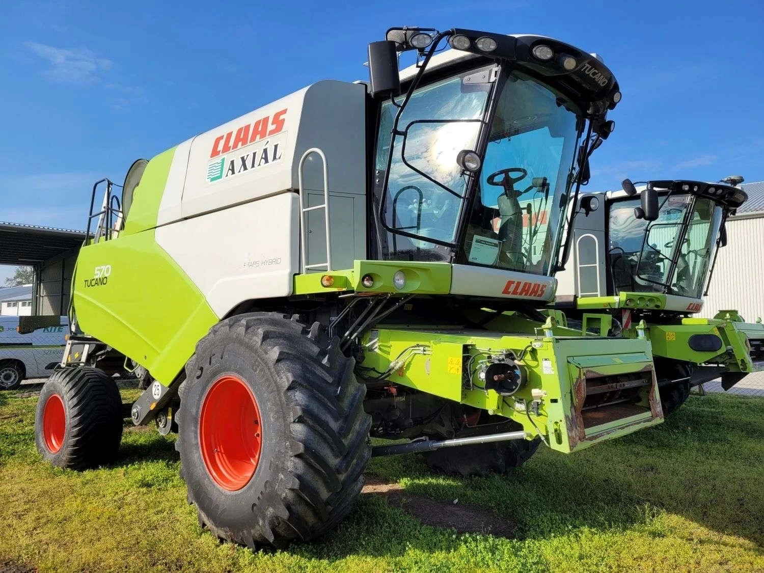 Комбайн Claas Tucano 570, снимка 1