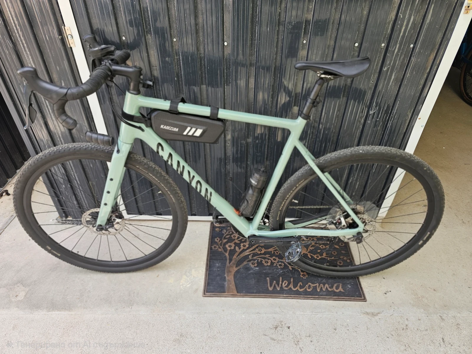 ������ Grizl | Mobile.bg � ����������� 1