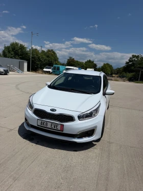 Kia Ceed 1.6 Diesel, снимка 3
