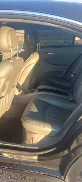 Обява за продажба на Mercedes-Benz CLS 500 V8 M113 ~6 500 лв. - изображение 8