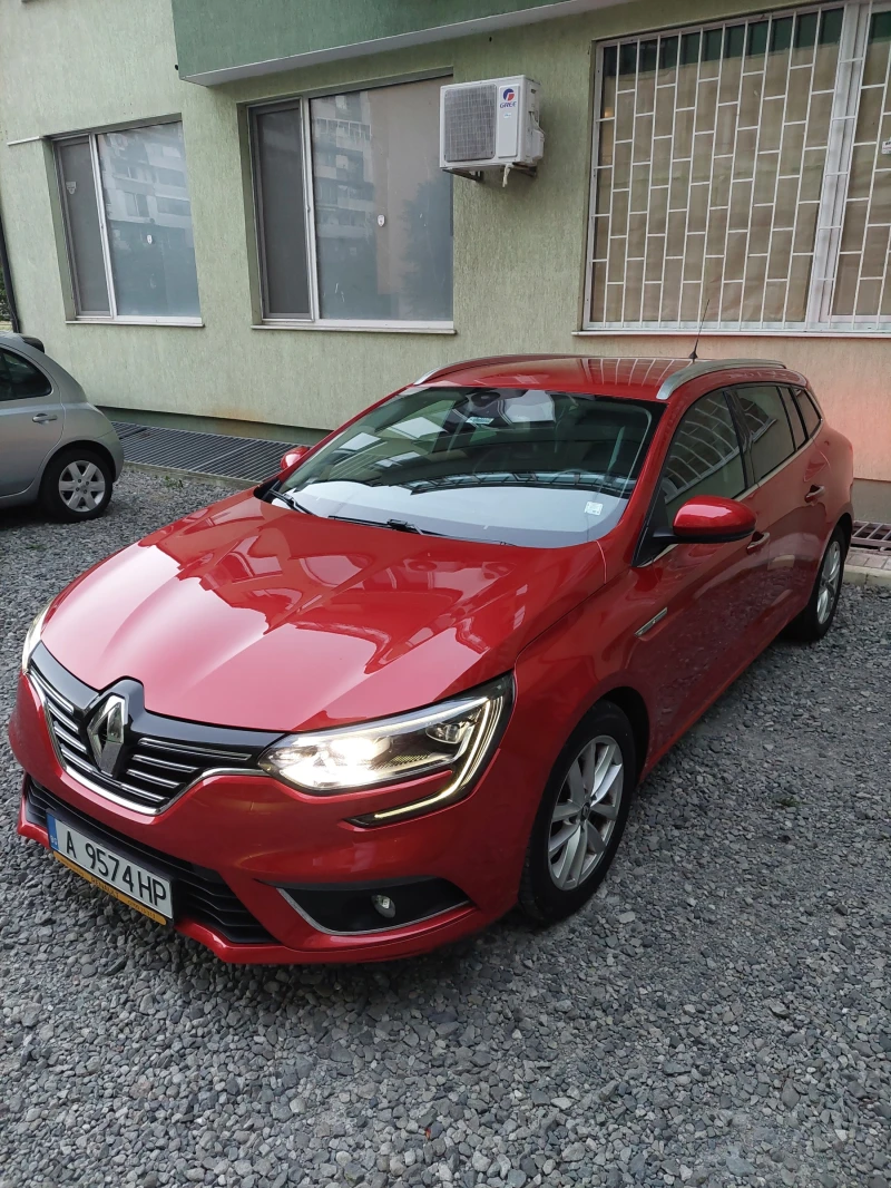 Renault Megane, снимка 1 - Автомобили и джипове - 46970531