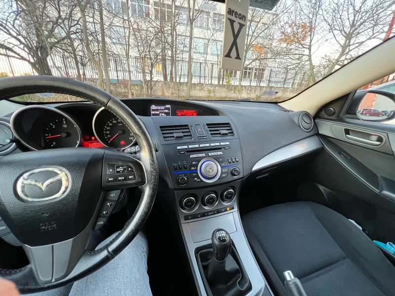 Mazda 3 2.2, снимка 13 - Автомобили и джипове - 47946229