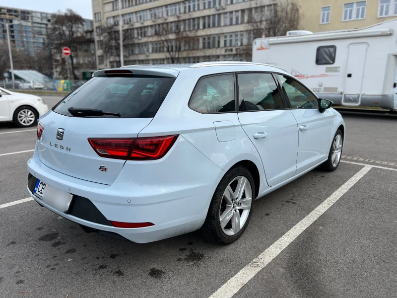 Seat Leon Sportstourer FR , снимка 6 - Автомобили и джипове - 48344162