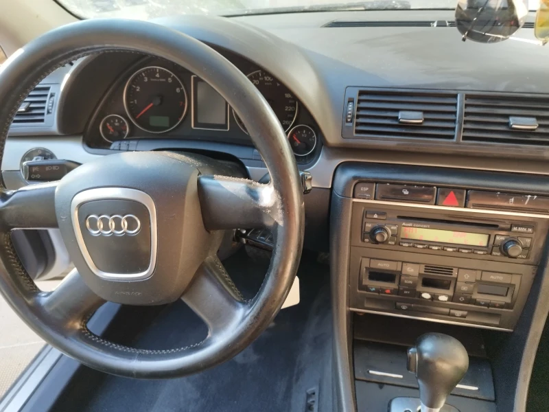 Audi A4, снимка 8 - Автомобили и джипове - 48824811