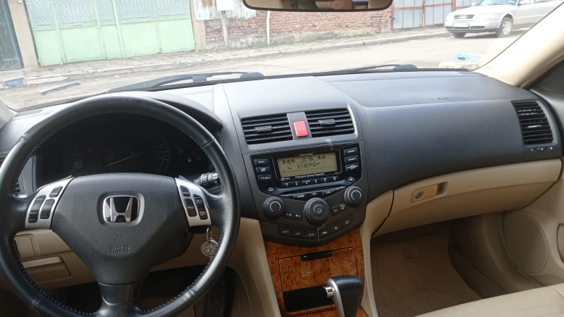 Honda Accord, снимка 9 - Автомобили и джипове - 48917252