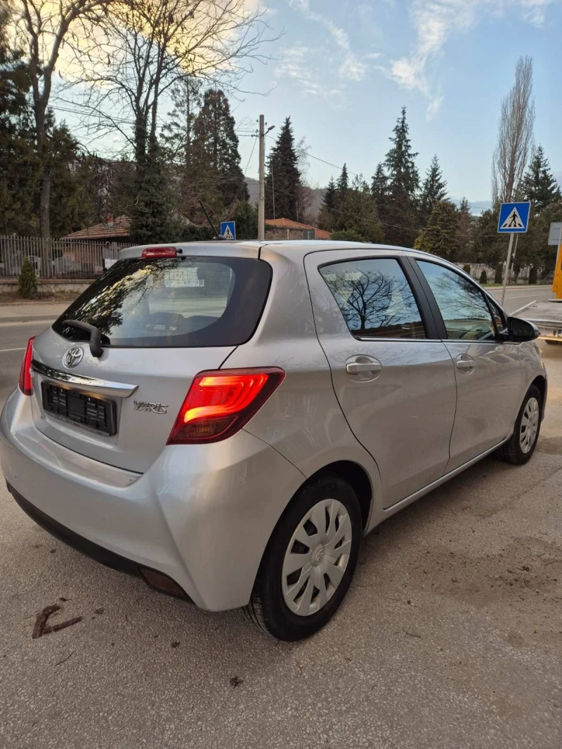 Toyota Yaris, снимка 2 - Автомобили и джипове - 49498137