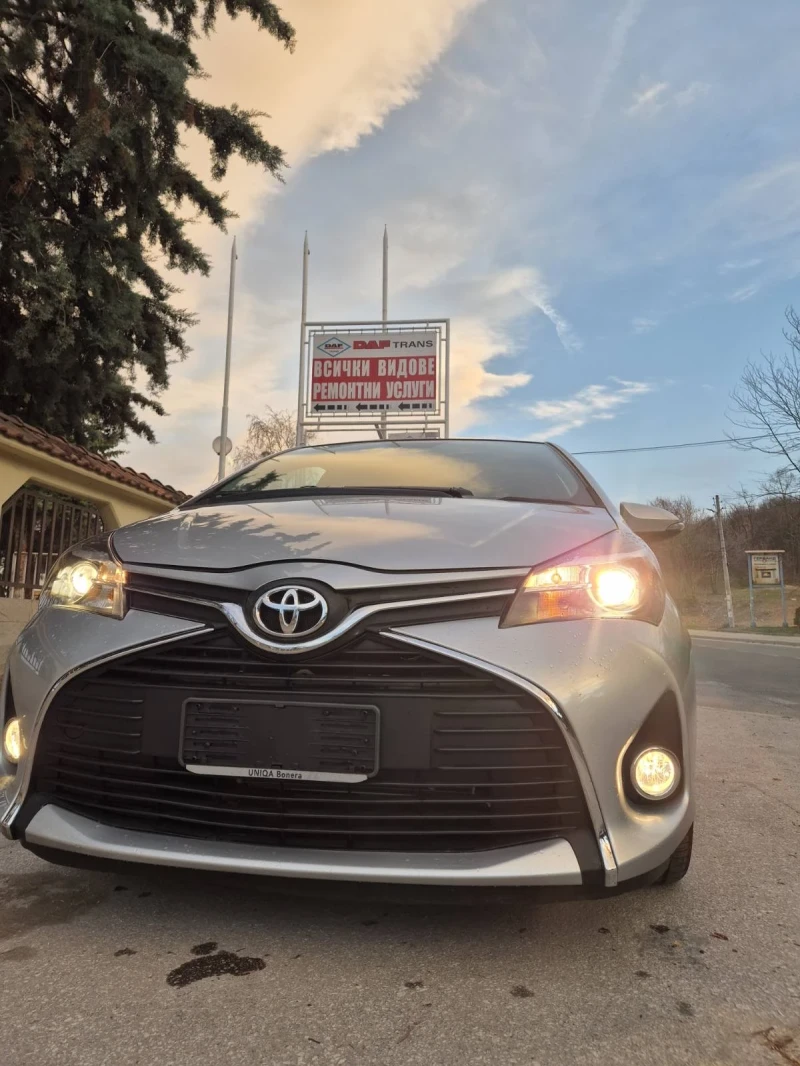 Toyota Yaris, снимка 9 - Автомобили и джипове - 49498137