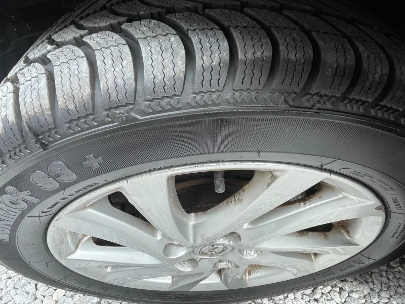 Mazda 5 2.0 i 6 + 1, снимка 17 - Автомобили и джипове - 52717549