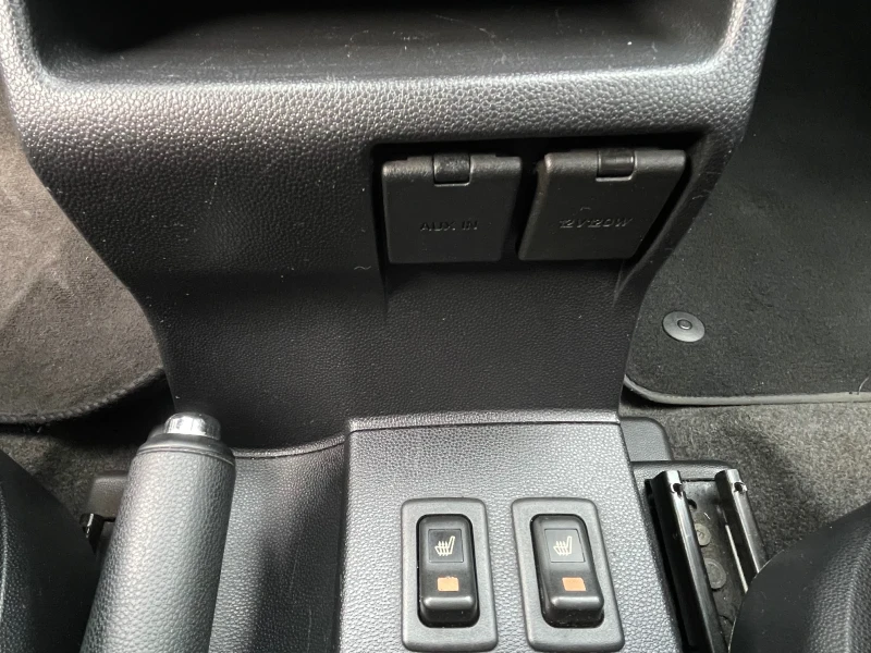 Mazda 5 2.0 i 6 + 1, снимка 15 - Автомобили и джипове - 52717549