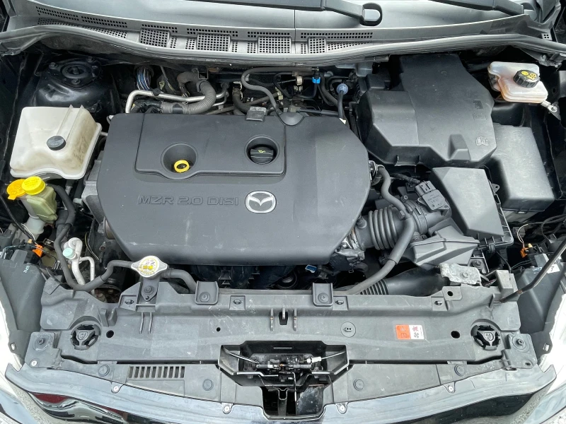 Mazda 5 2.0 i 6 + 1, снимка 16 - Автомобили и джипове - 52717549