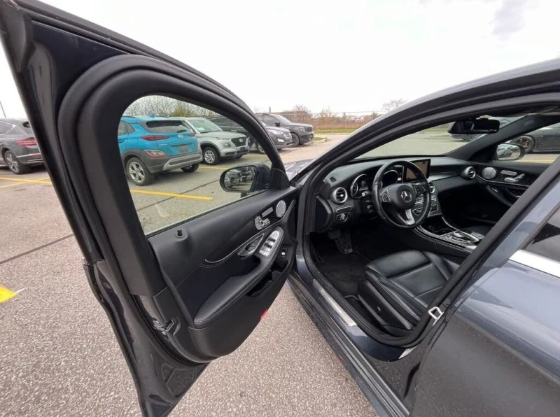 Mercedes-Benz C 300 BURMESTER, PANORAMA, ПОДГРЕВИ, KEYLESS, B.SPOT, снимка 7 - Автомобили и джипове - 52564300