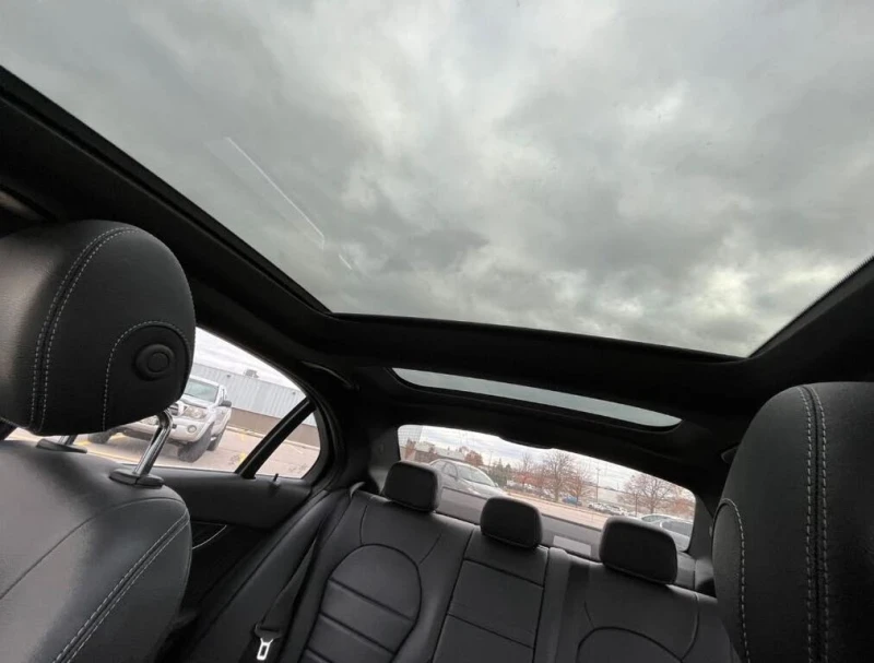 Mercedes-Benz C 300 BURMESTER, PANORAMA, ПОДГРЕВИ, KEYLESS, B.SPOT, снимка 13 - Автомобили и джипове - 52564300