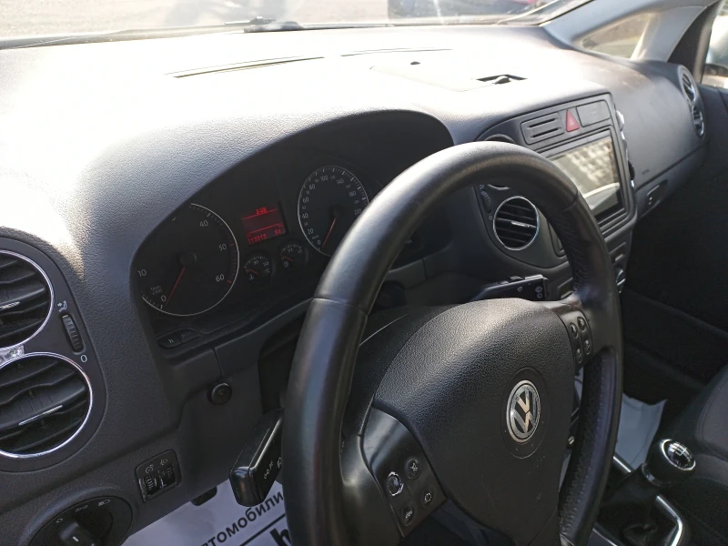 VW Golf Plus 2.0TDI Navi Camera, снимка 7 - Автомобили и джипове - 52836699