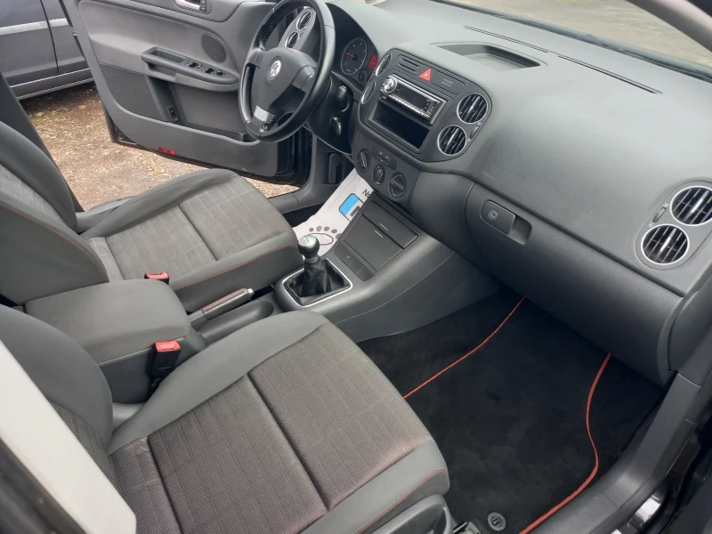 VW Golf Plus 1.9 TDI 105k.c., снимка 11 - Автомобили и джипове - 53464290