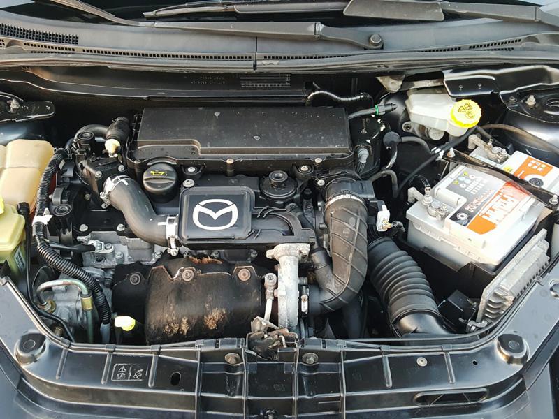 Mazda 2 1.4 HDI, снимка 17 - Автомобили и джипове - 16444020
