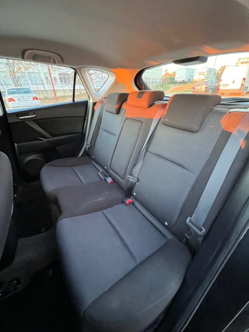 Mazda 3 2.2 - 7800 лв. - 86493118 | Car24.bg