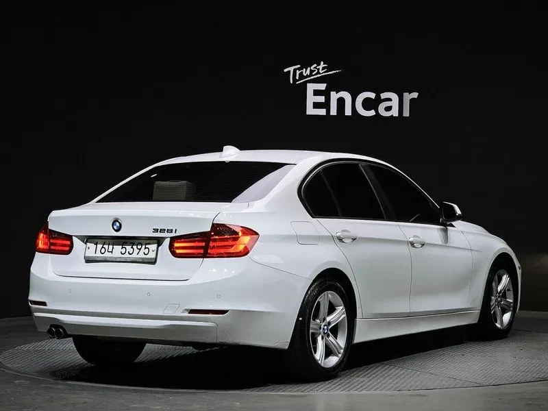 BMW 328 (F30) 328I, снимка 2 - Автомобили и джипове - 55914415