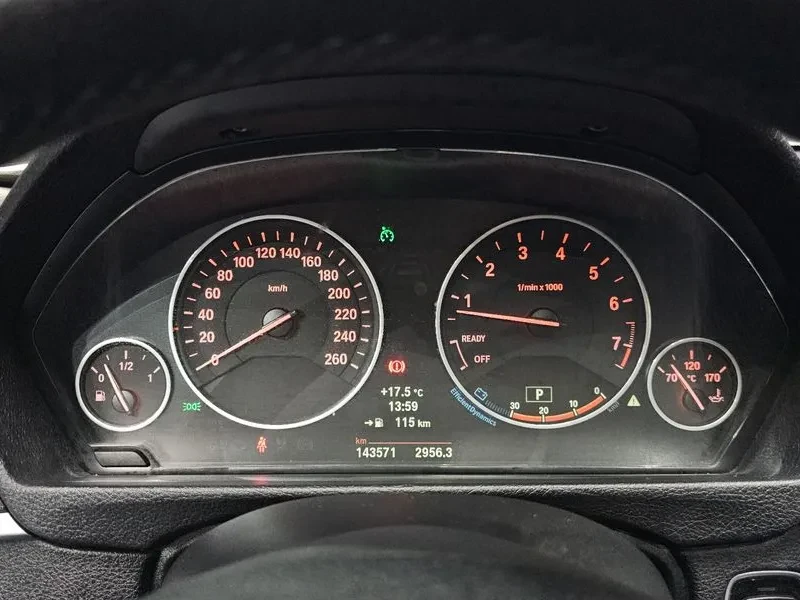 BMW 328 (F30) 328I, снимка 8 - Автомобили и джипове - 55914415