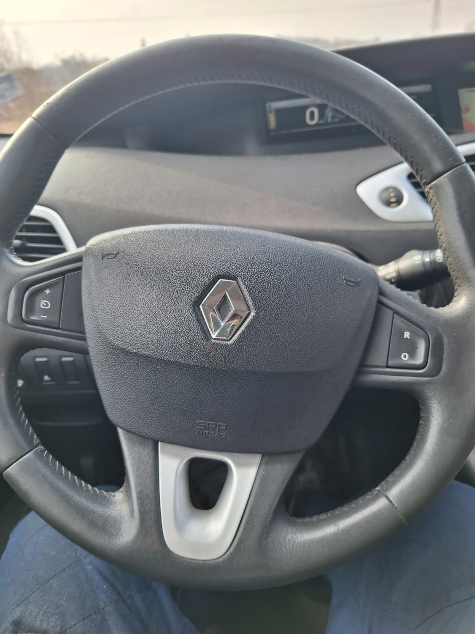 Renault Scenic 1.9 - изображение 10