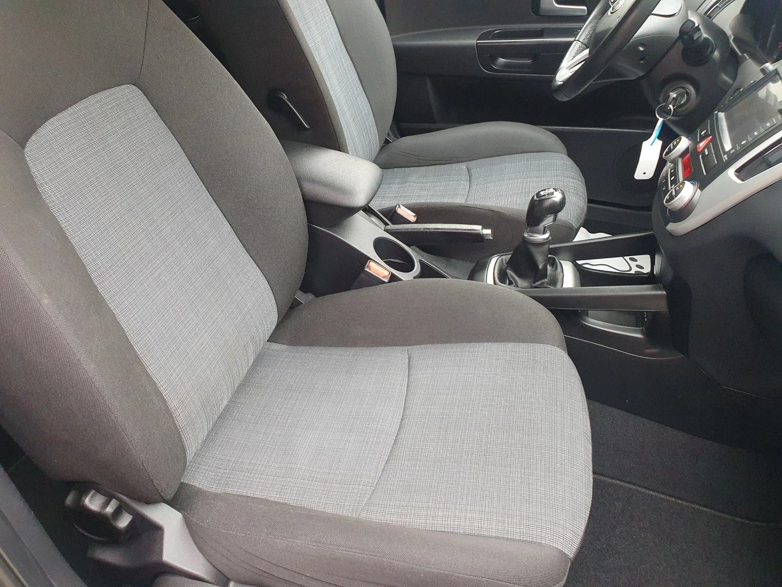 Kia Ceed 1.4 FACE NAVI KLIMATRONIK EURO 5 NOVA NOVA - изображение 9