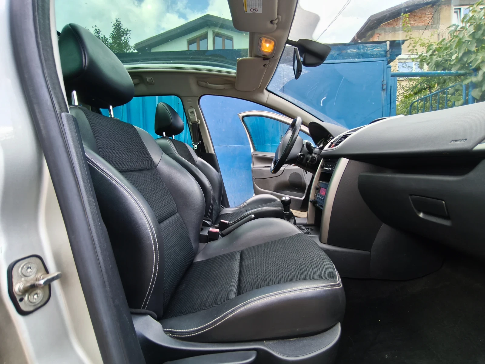 Peugeot 207 SW - изображение 4