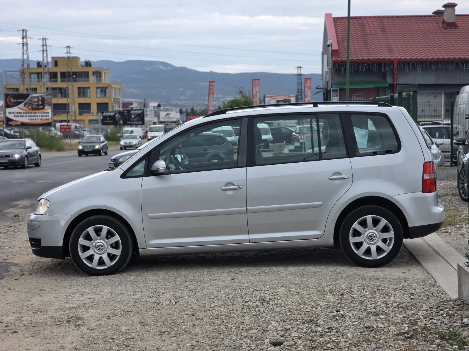 VW Touran 1.9tdi 105Hp 6 ck. - изображение 2