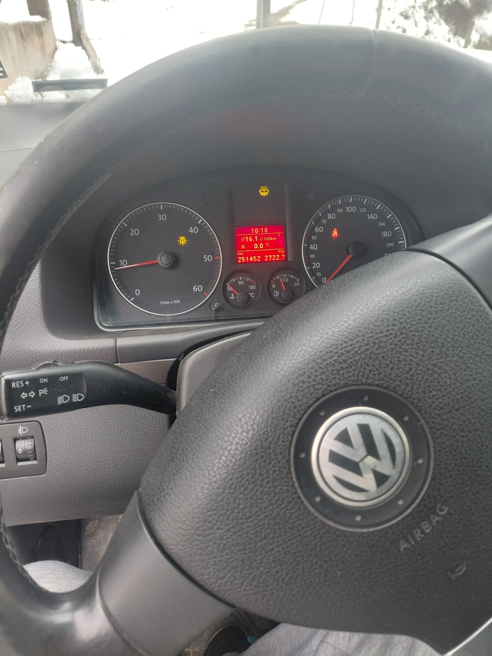 VW Touran 1.9tdi - изображение 6
