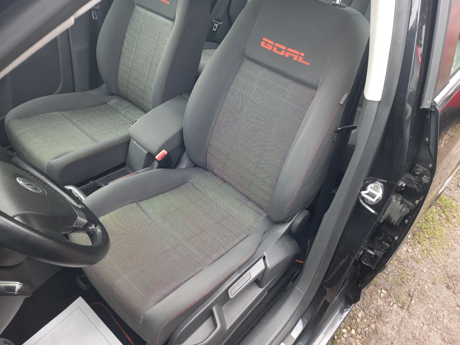 VW Golf Plus 1.9 TDI 105k.c. - изображение 8