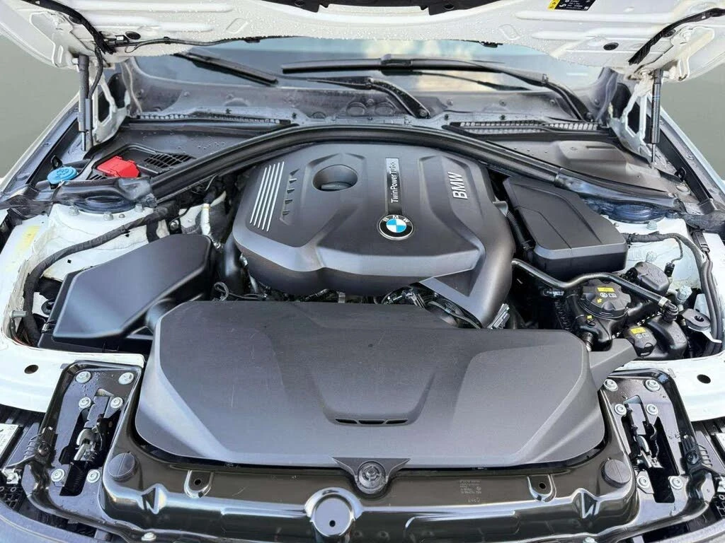 BMW 330 i 3 Series AWD xDrive АвтоКредит  (ЦЕНА ДО БГ) - изображение 6